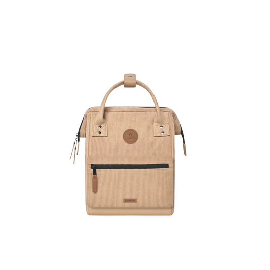 Sac à dos Cabaia Adventurer Small Luxor vue de face en velours côtelé beige crème - Nevada Maroquinerie
