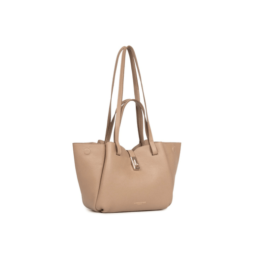 Sac Lancaster cuir grainé sable vue profil femme