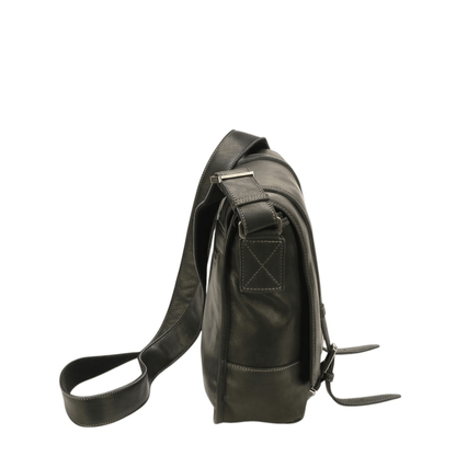 Grande besace Johany Arthur & Aston en cuir noir vue de profil