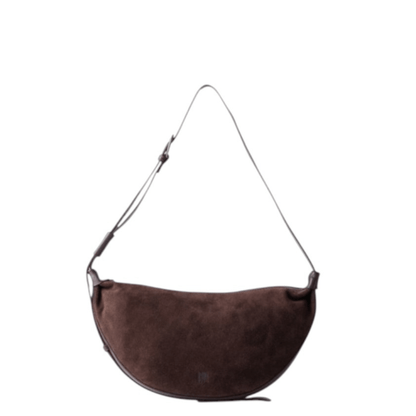 Sac bandoulière BIBA LOA LAA1L marron en daim, vue de face avec forme demi-lune et bandoulière réglable