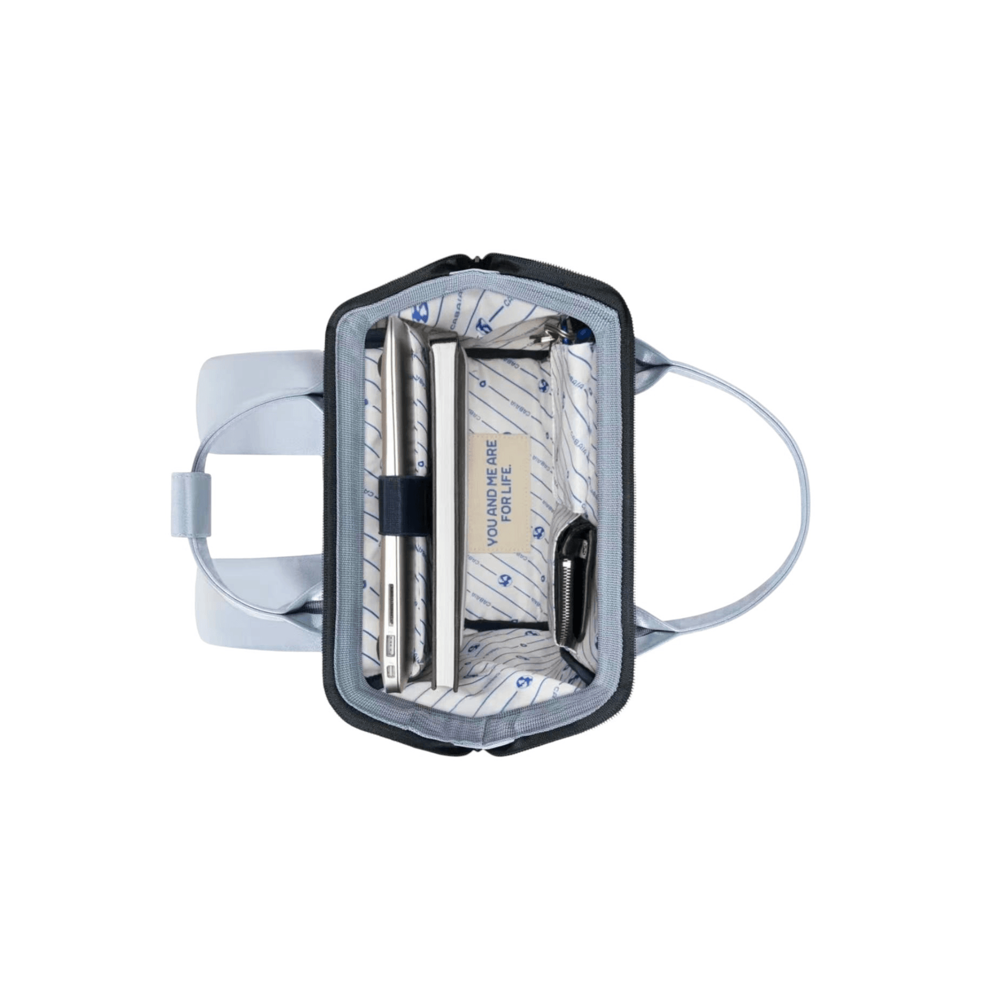 Intérieur du sac à dos Cabaia Adventurer Small Fidji avec compartiments de rangement et emplacement ordinateur - Nevada Maroquinerie