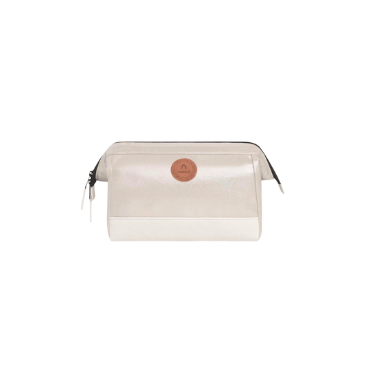 Trousse de toilette Cabaia Rue Saint-Michel medium blanc nacré vue de face avec ouverture zippée - Nevada Maroquinerie