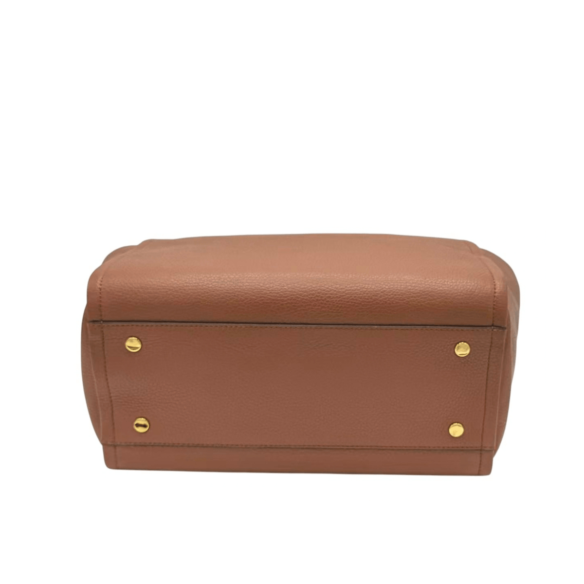 Dessous du sac COCCINELLE 24H avec pieds de protection