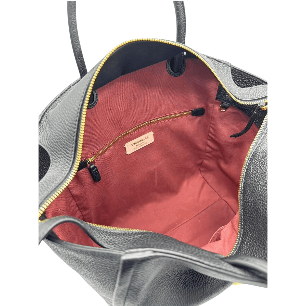 Intérieur doublé du sac à main COCCINELLE 24H noir