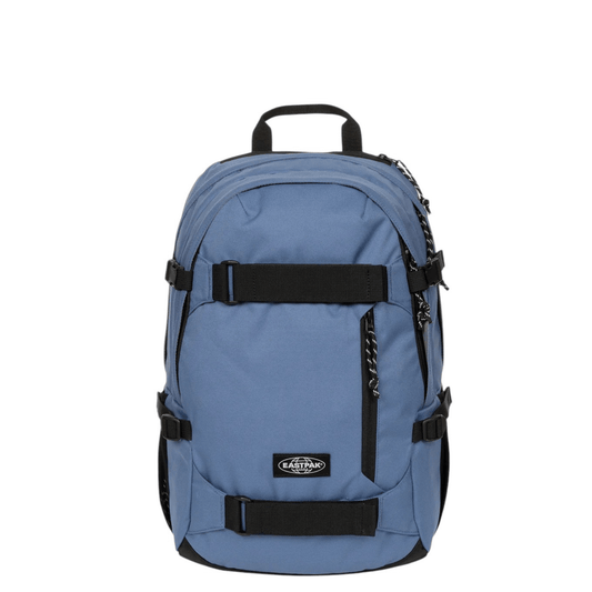 Sac à dos Eastpak Getter Pro Light Blue 23L avec compartiment ordinateur 16 pouces vu de face.