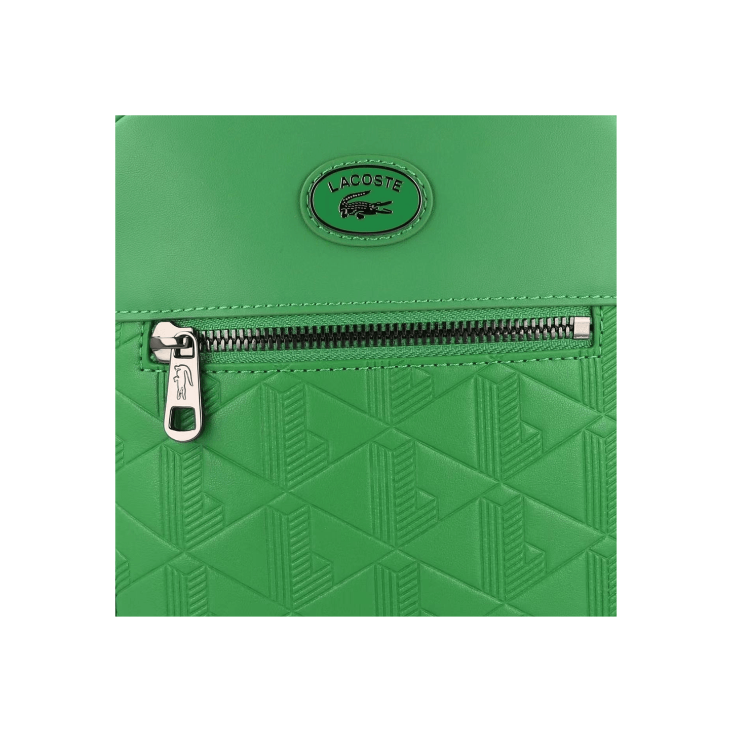 Détail du logo Lacoste et de la poche avant zippée de la sacoche Calathea
