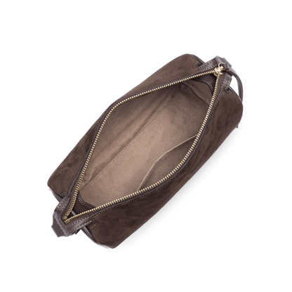 Intérieur du sac Lancaster Suède 530-55 avec compartiment principal et poche intérieure.