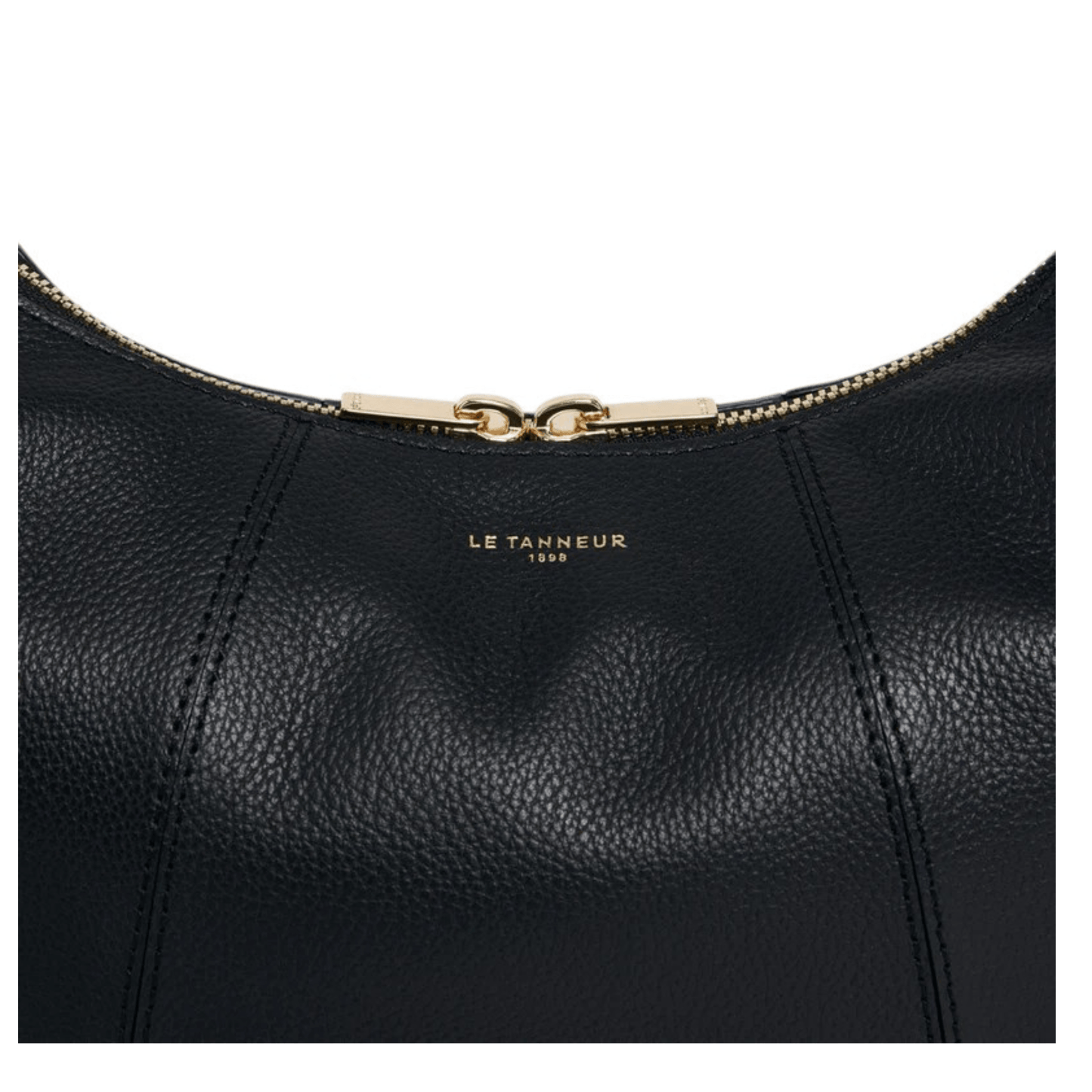 Détail cuir grainé et marquage Le Tanneur 1898 du sac hobo noir TJET1402N01
