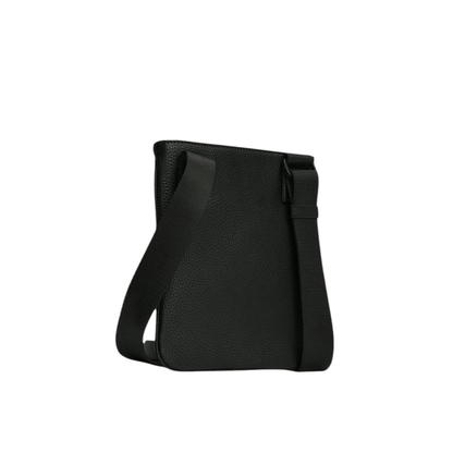Vue arrière de la sacoche bandoulière Tommy Hilfiger AM0AM09505 noire avec bandoulière textile réglable